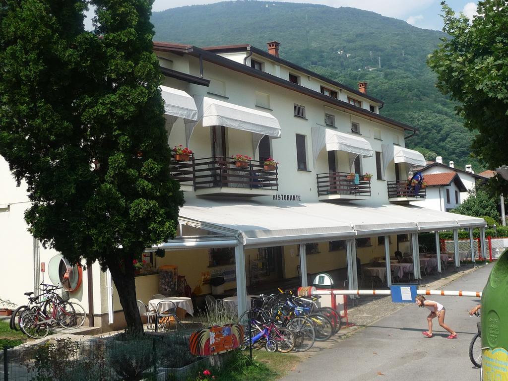 Camping Hotel Au Lac De Como Сорико Екстер'єр фото