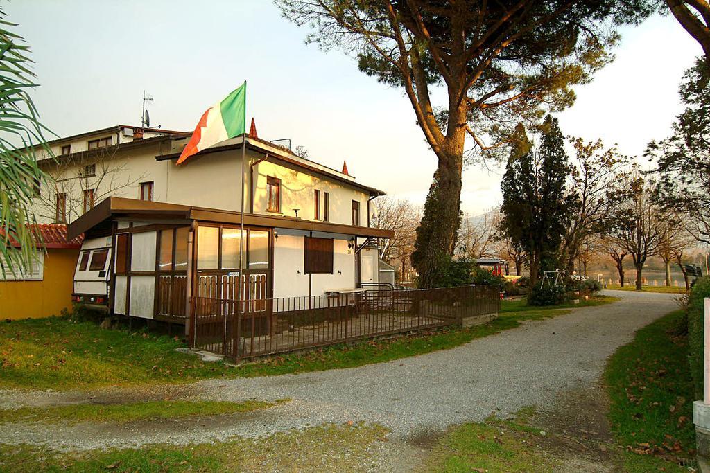 Camping Hotel Au Lac De Como Сорико Екстер'єр фото