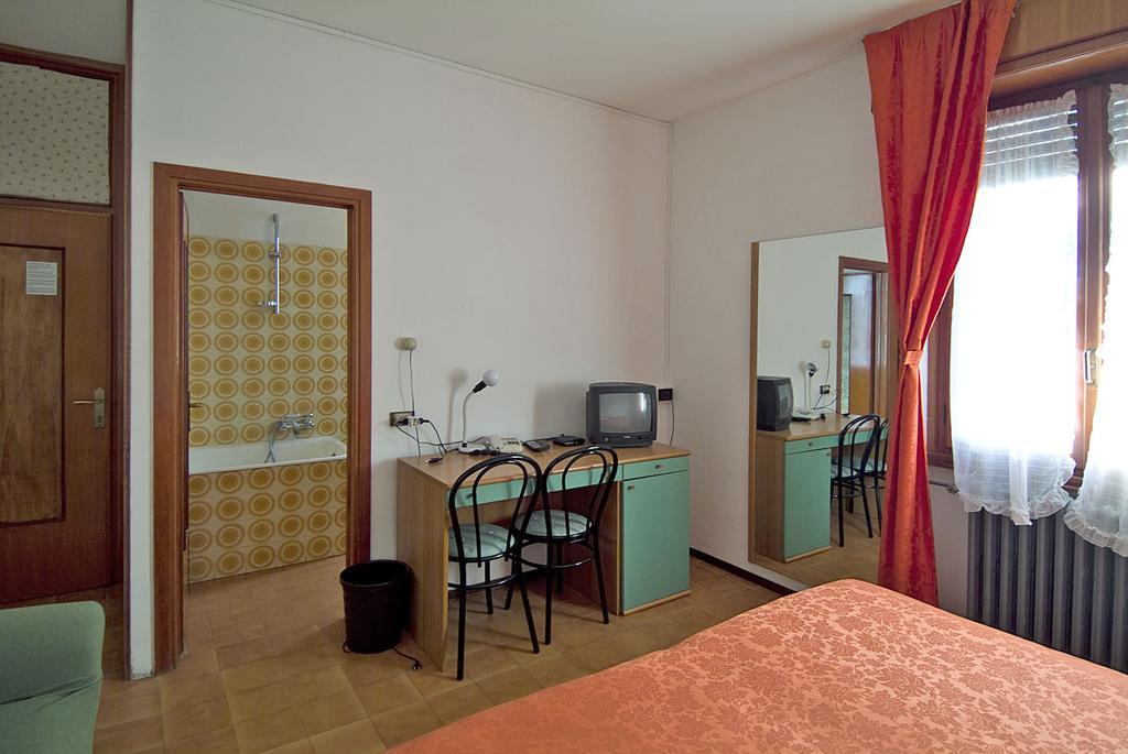 Camping Hotel Au Lac De Como Сорико Екстер'єр фото