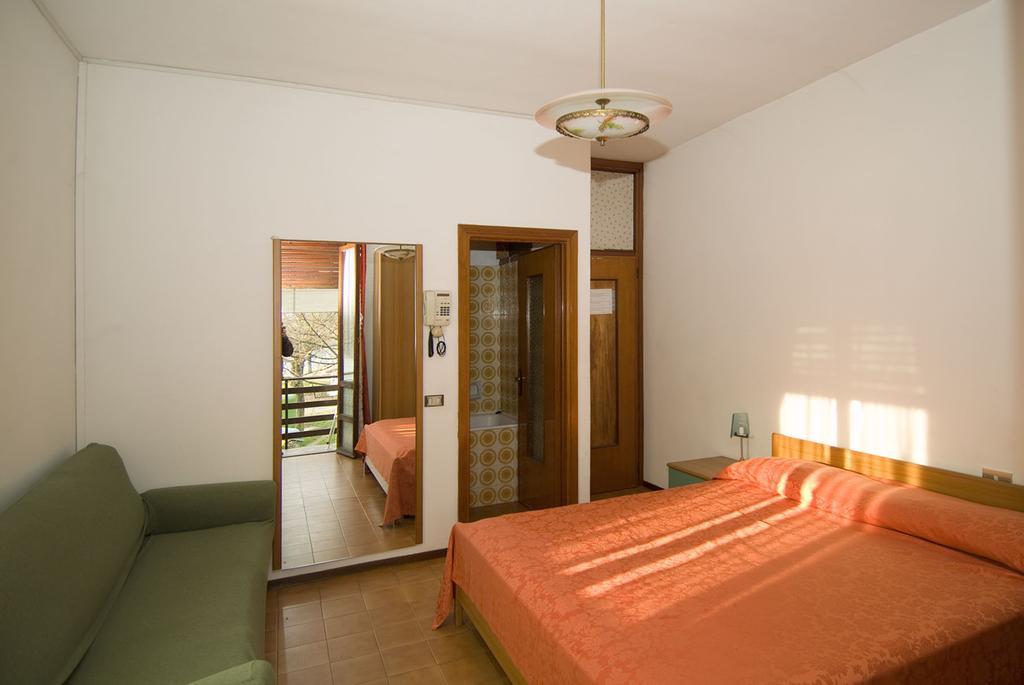 Camping Hotel Au Lac De Como Сорико Номер фото