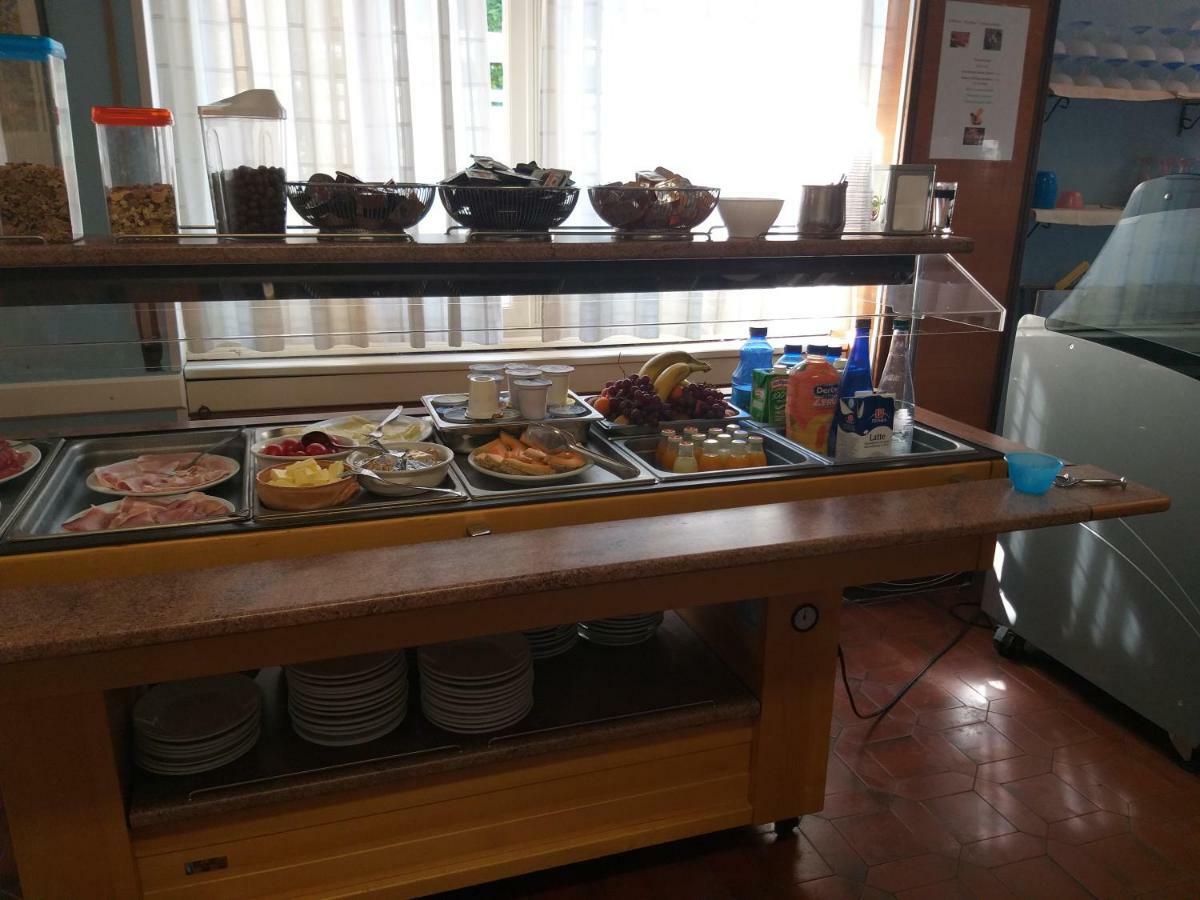 Camping Hotel Au Lac De Como Сорико Екстер'єр фото